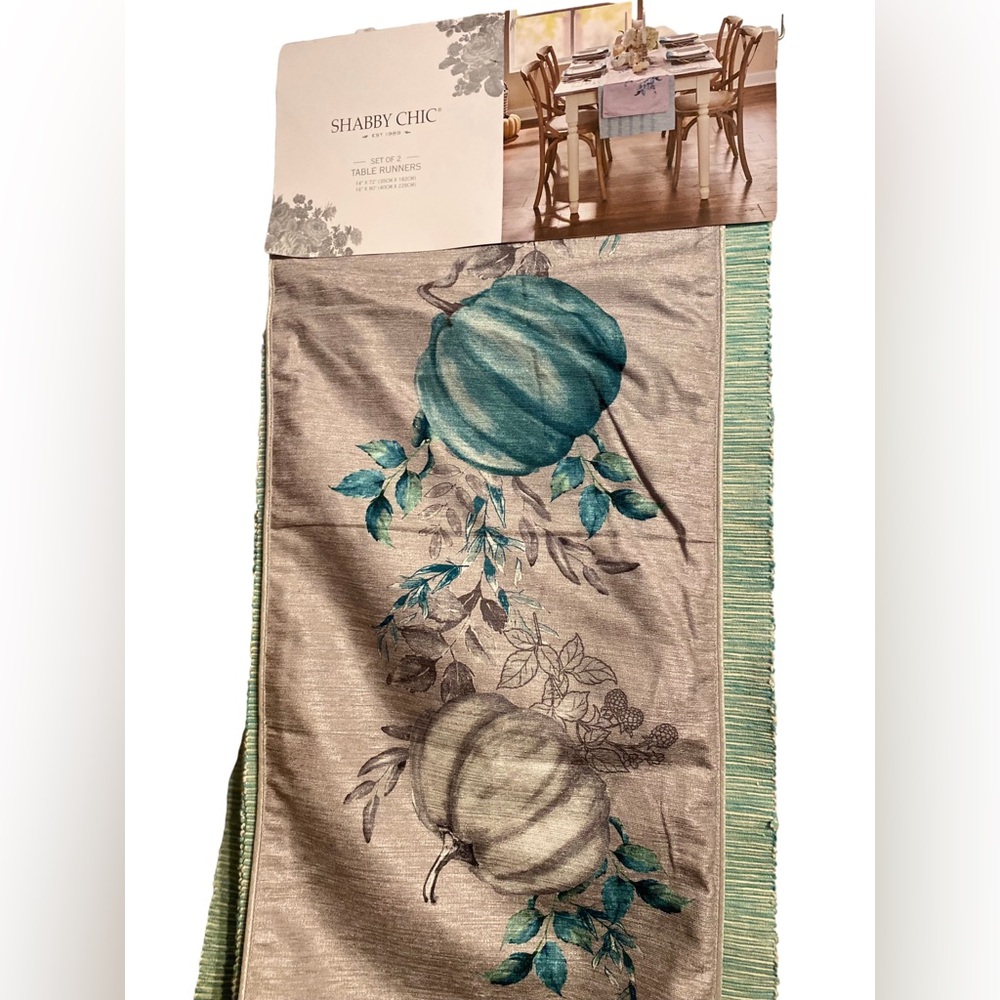 Set of two Shabby Chic table runners